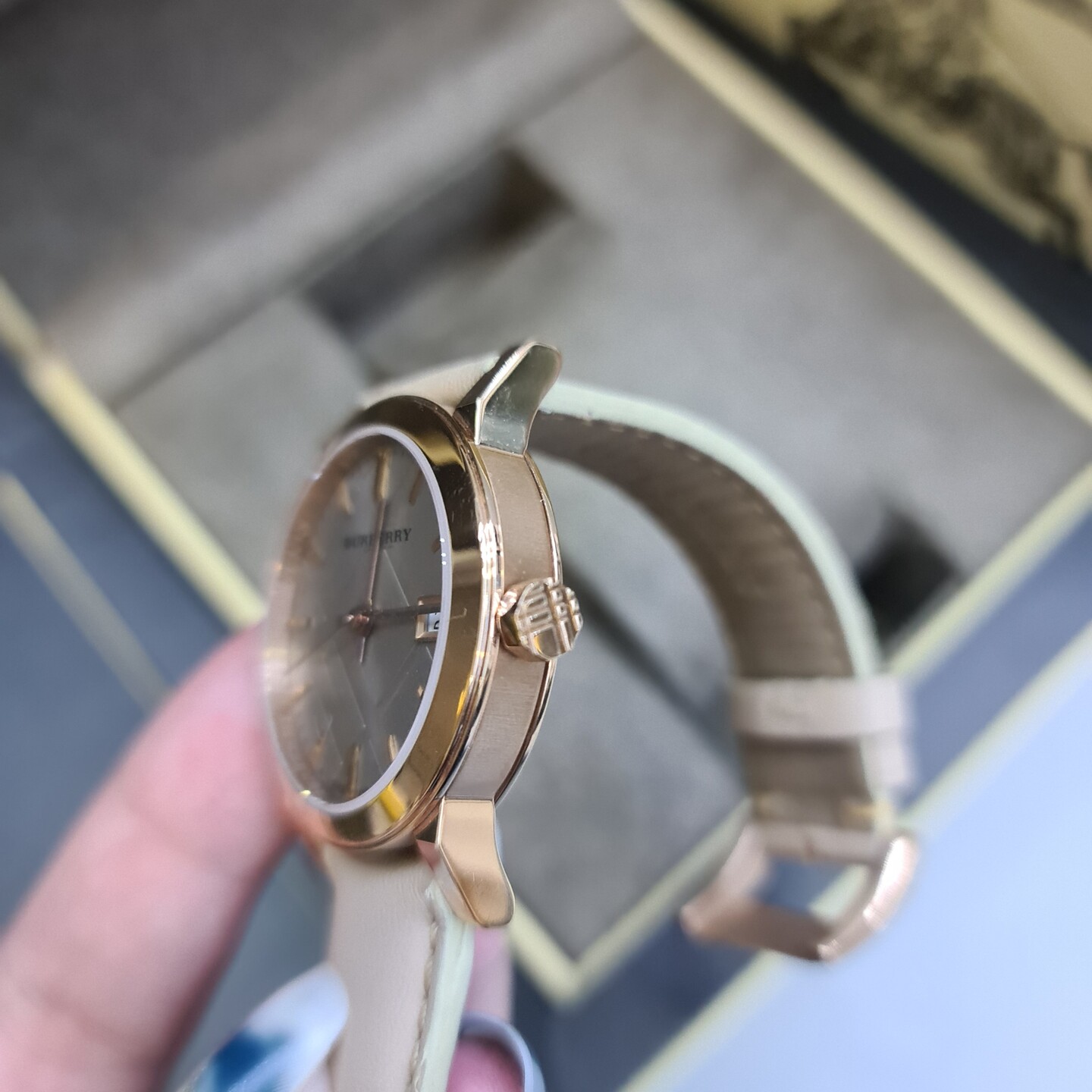 Đồng hồ Burberry Watch