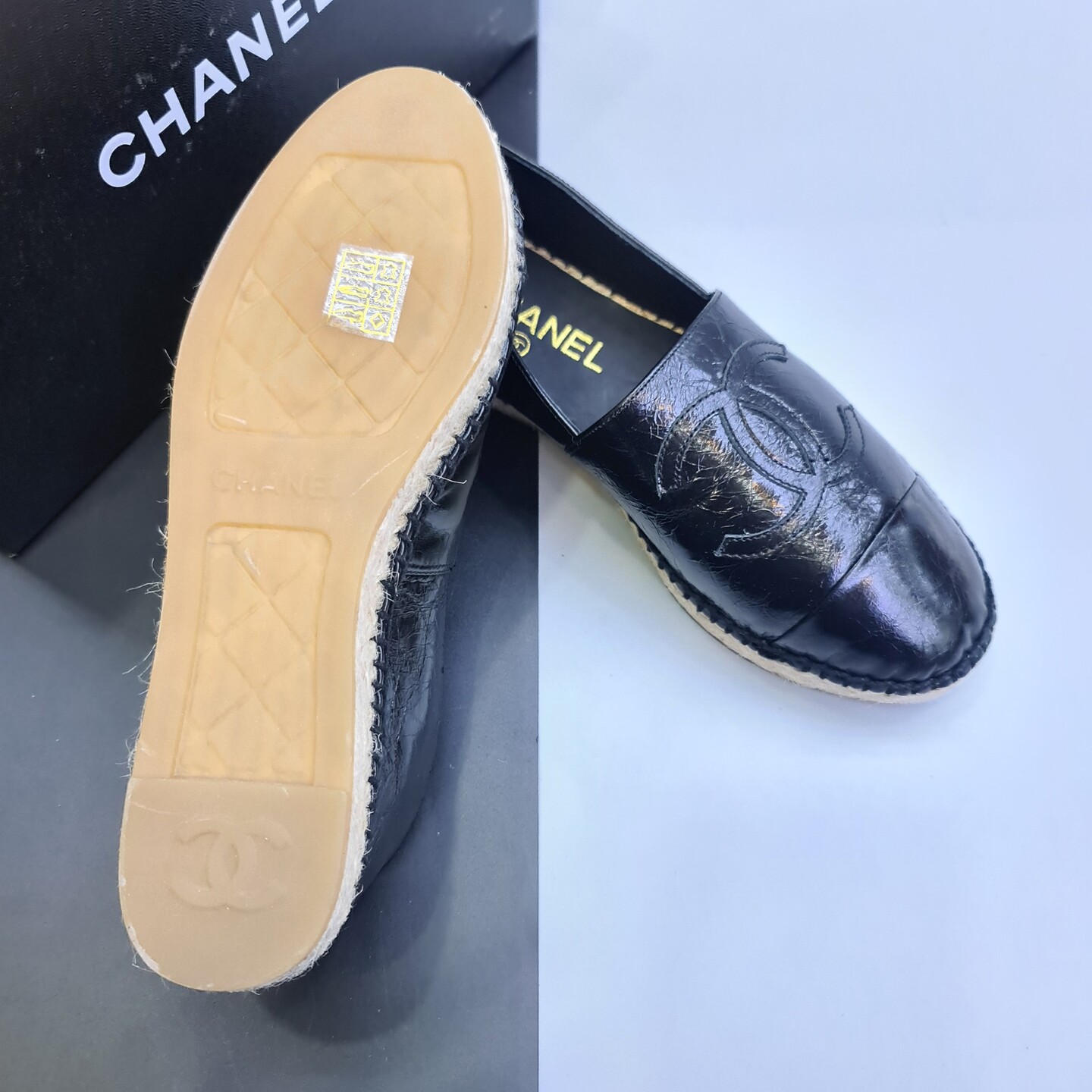 Slip ON Chanel giá rẻ Tháng 82023BigGo Việt Nam