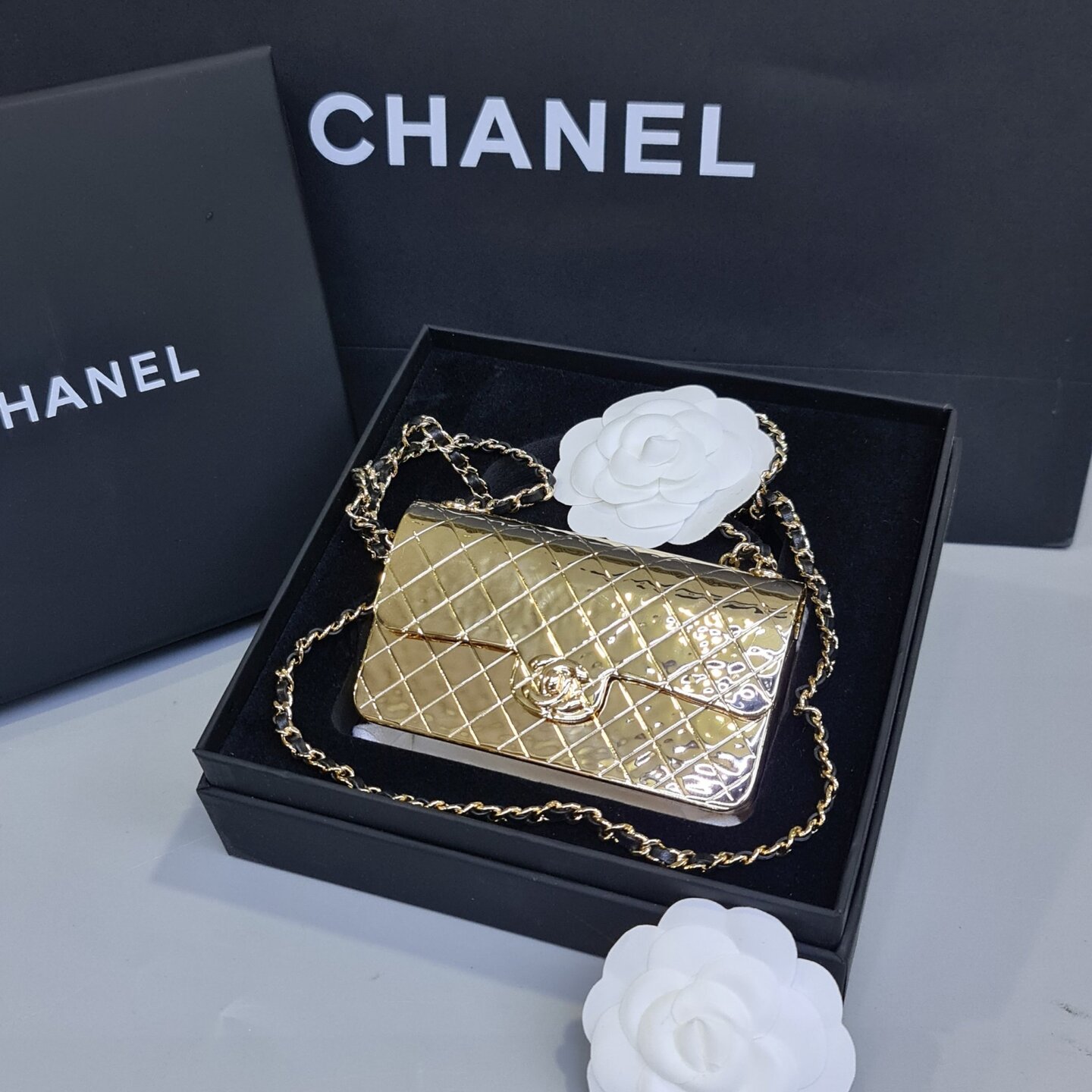 Túi Chanel Gold Classic Bag With Pouch