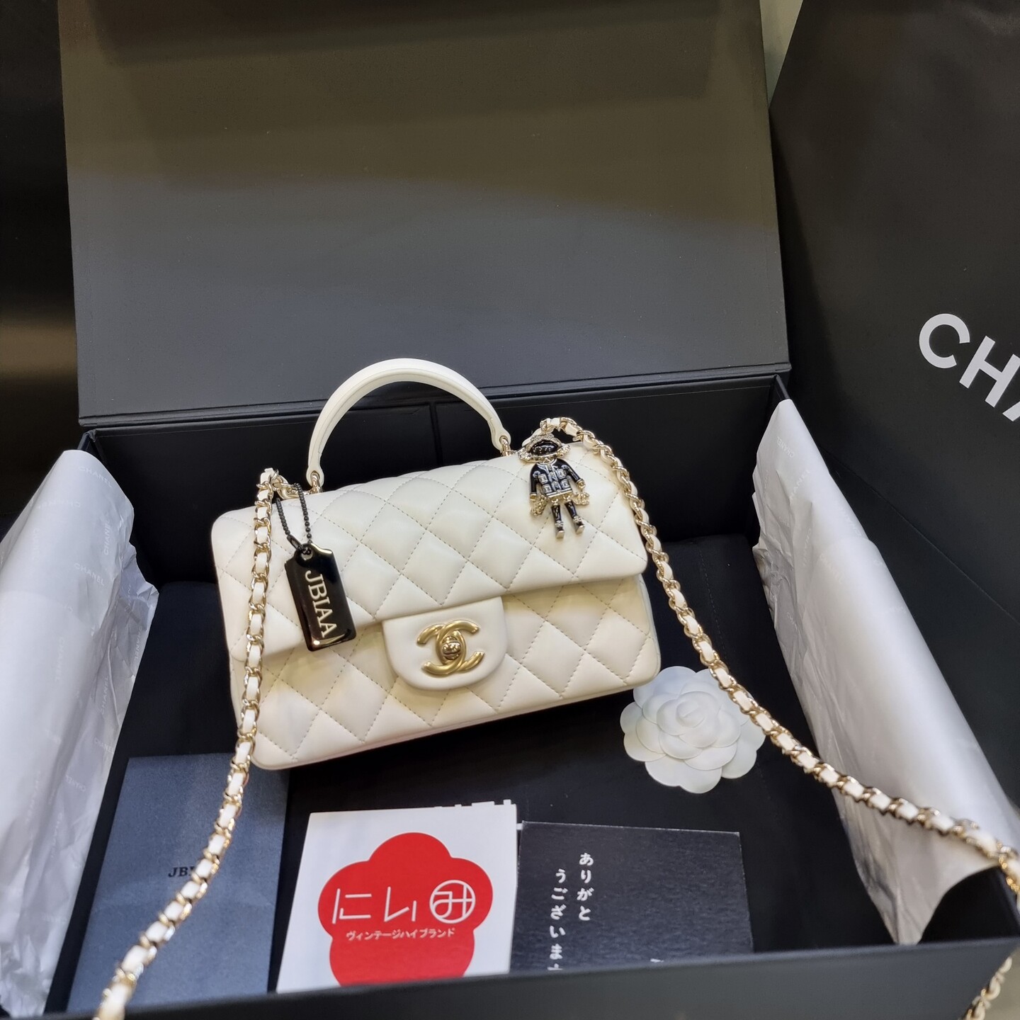Chanel jumbo bag white  White chanel bag Chanel classic jumbo flap Chanel  classic jumbo