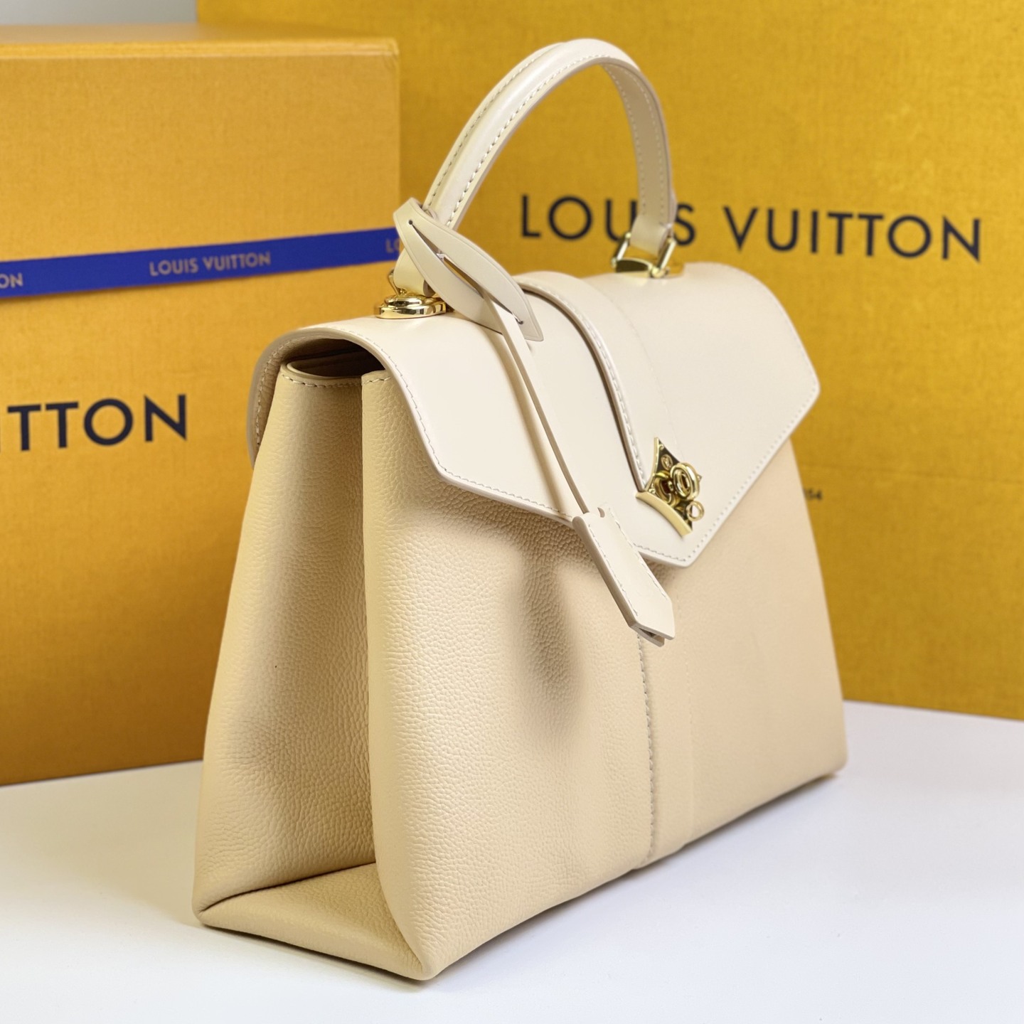 Louis Vuitton Rose Des Vents Bag