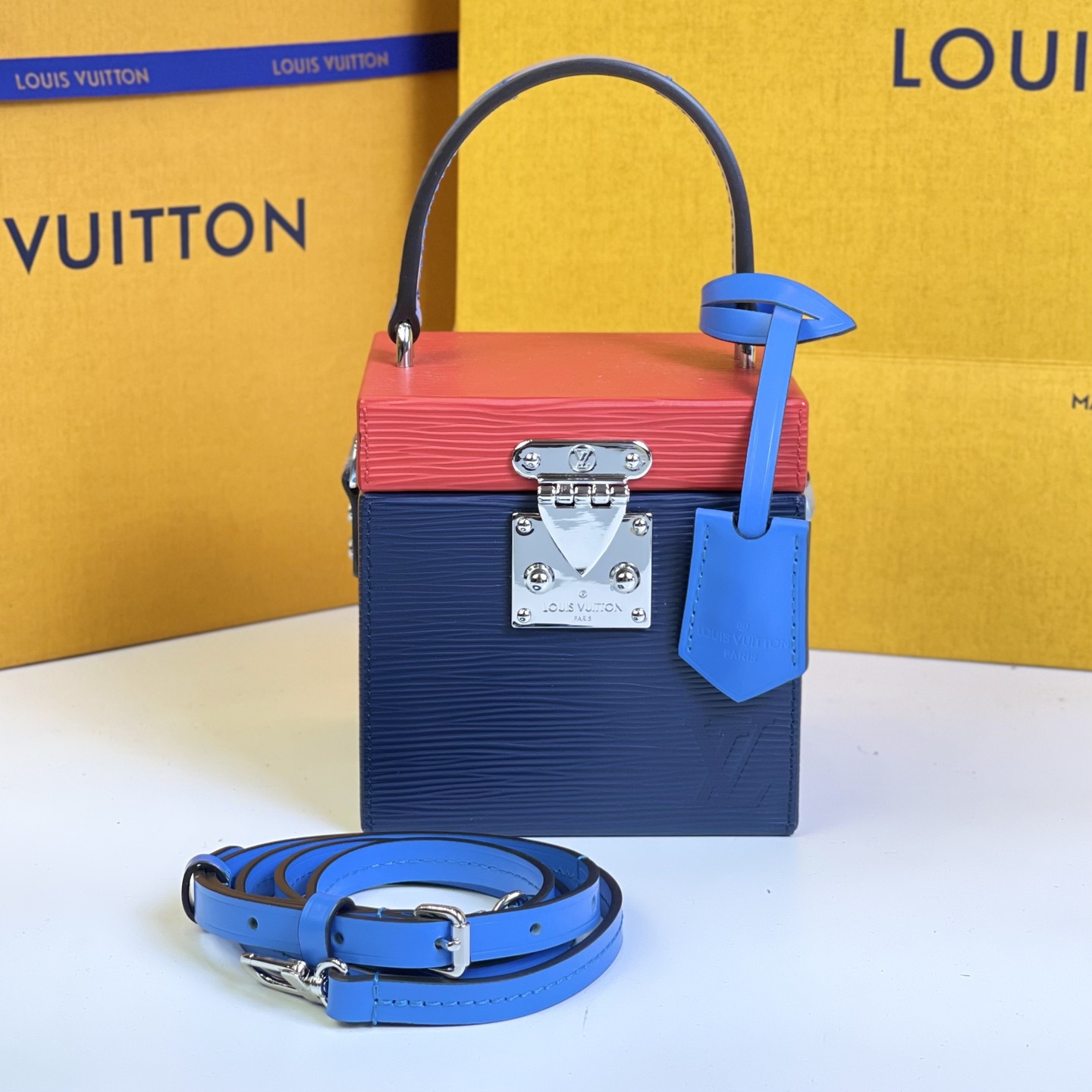 Bleecker Box Louis Vuitton  Designer Exchange  Buy Sell Exchange